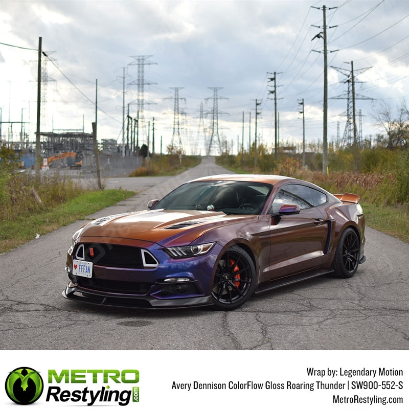 Gloss Roaring Thunder Blue / Red by Avery Dennison (SW900-552-S)