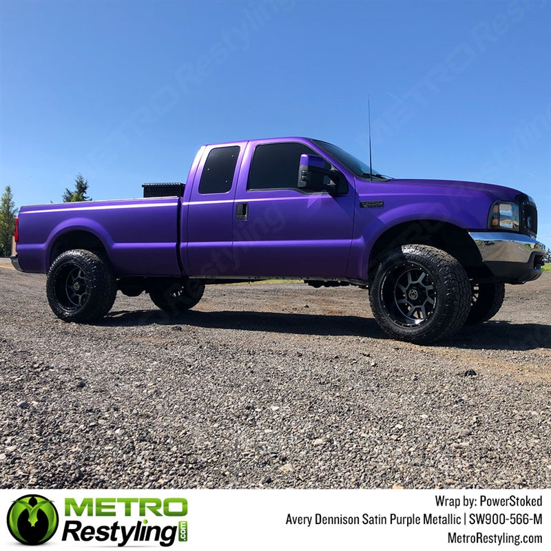 Satin Metallic Purple by Avery Dennison (SW900-566-M)