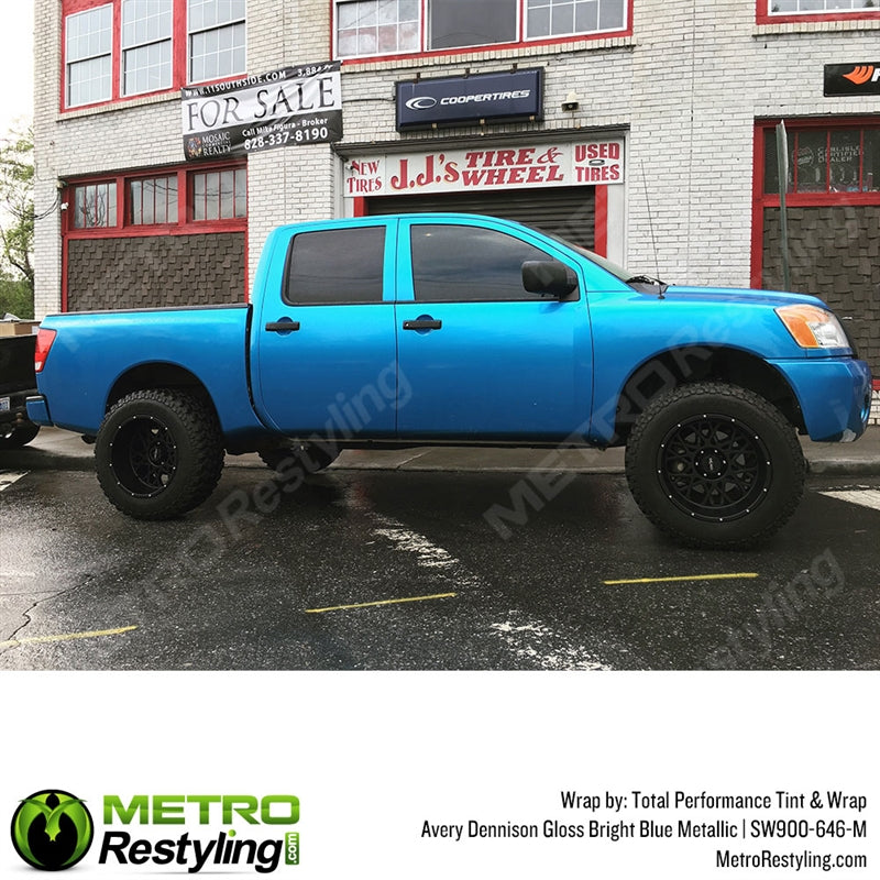 Gloss Metallic Bright Blue by Avery Dennison (SW900-646-M)