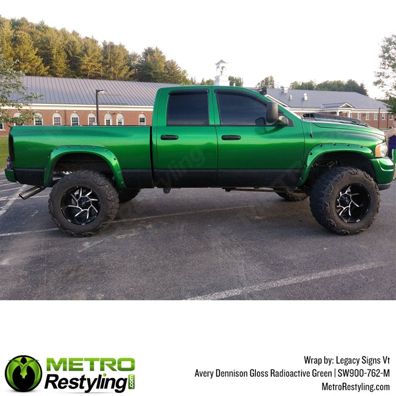 Gloss Metallic Radioactive by Avery Dennison (SW900-762-M)