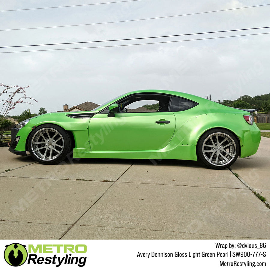 Gloss Pearl Light Green by Avery Dennison (SW900-777-S)