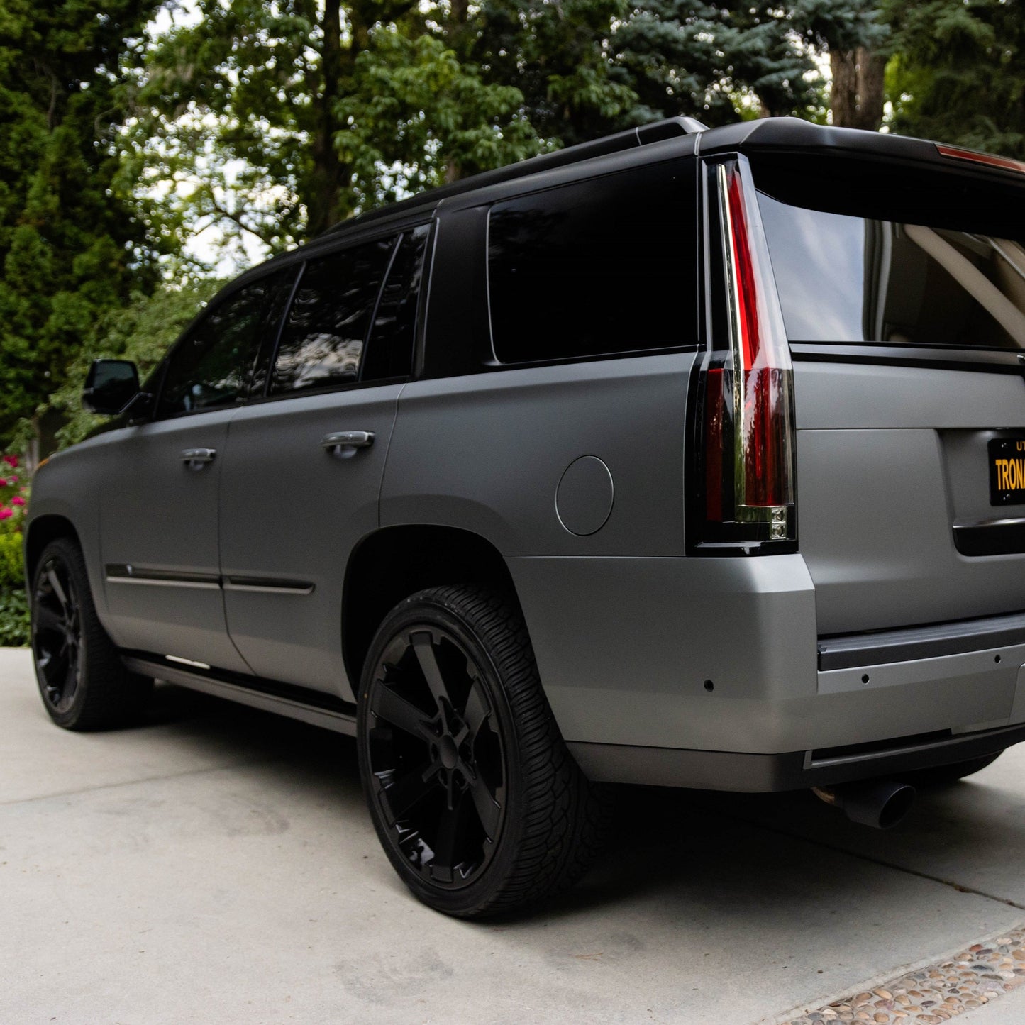 Matte Metallic Gunmetal by Avery Dennison (SW900-840-M)